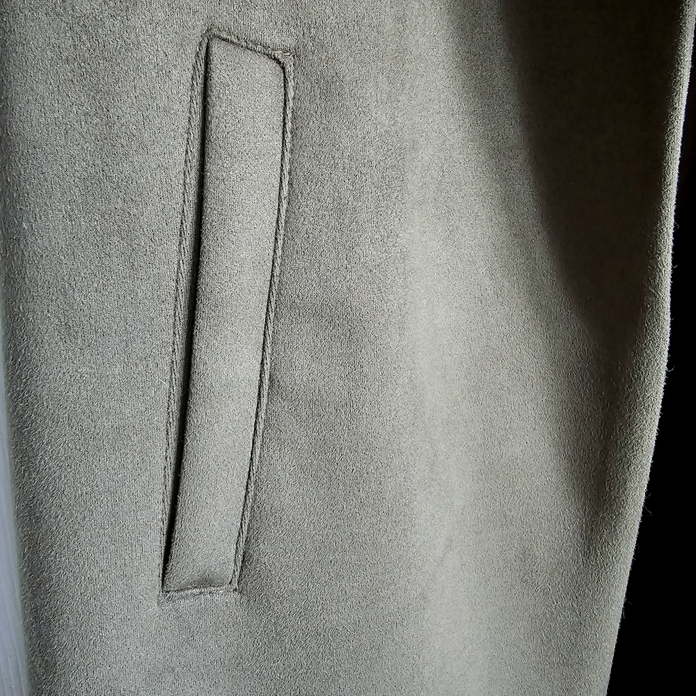 🌷Vegan suede Car Coat in Ivy green - Picture 8 of 13